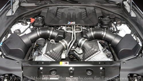 The engine bay of the 2014 BMW M6 Gran Coupe | Torque News